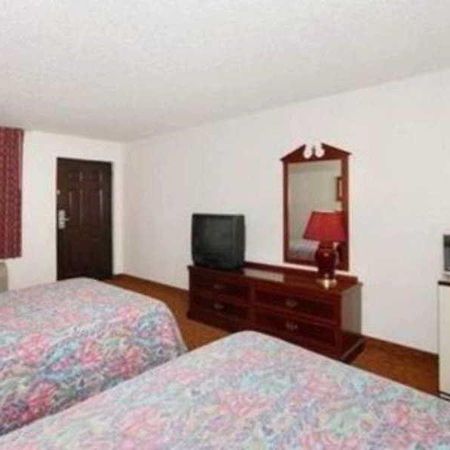 Econo Lodge At Nasa ويبستر الغرفة الصورة